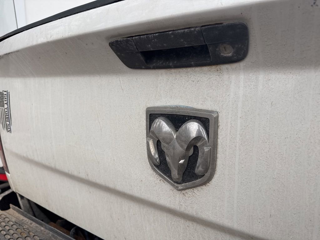 Used 2017 RAM 2500 Tradesman w/ Chrome Appearance Group image 8
