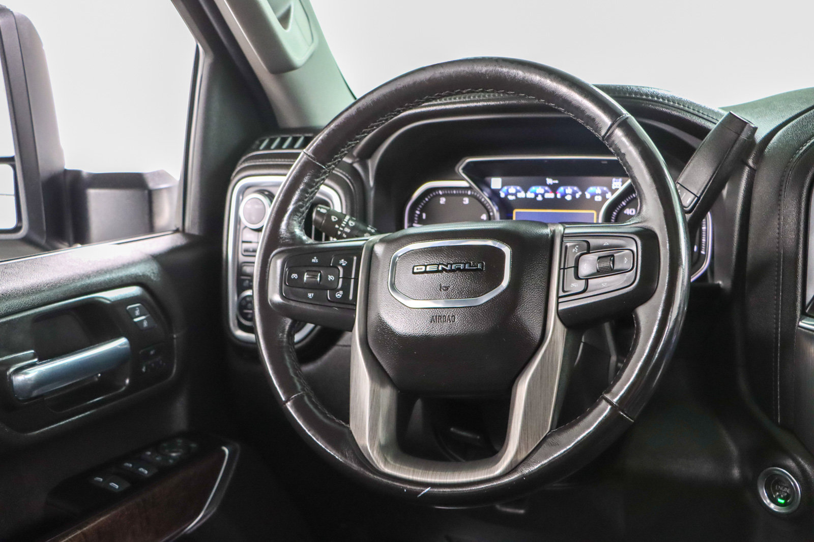 Used 2022 GMC Sierra 2500 Denali AWD/4WD image 13