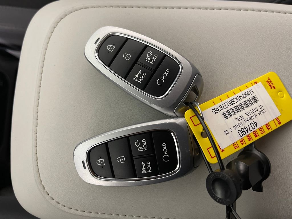 Certified 2024 Hyundai Ioniq 5 SE image 26