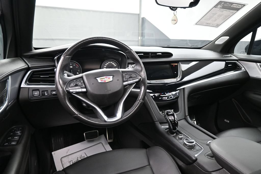 Used 2024 Cadillac XT6 Sport w/ Technology Package AWD/4WD image 29