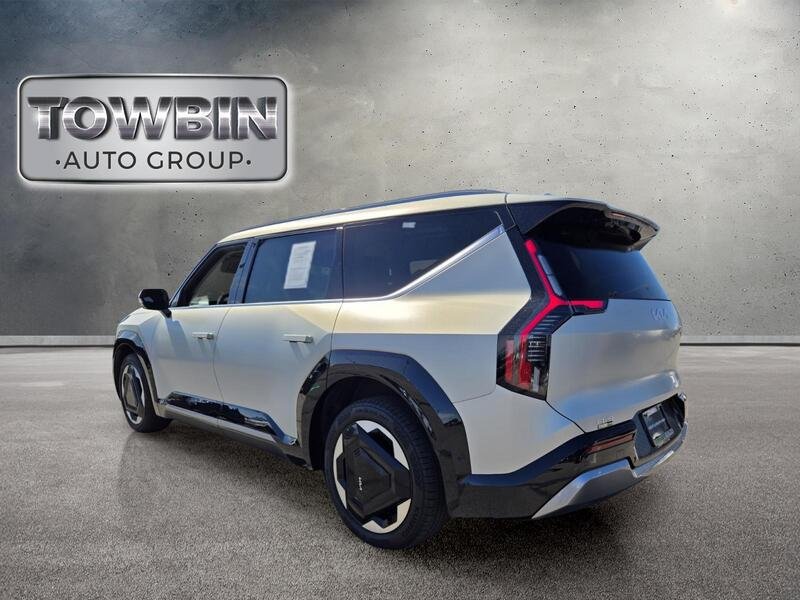 Certified 2024 Kia EV9 Land AWD/4WD image 7