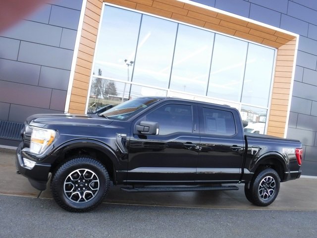 Used 2021 Ford F150 XLT w/ Equipment Group 301A Mid image 2