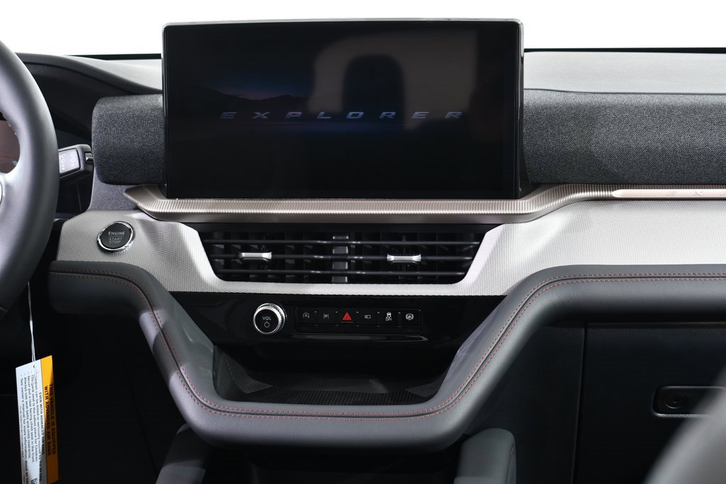 New 2025 Ford Explorer Active w/ Active Comfort Package image 9