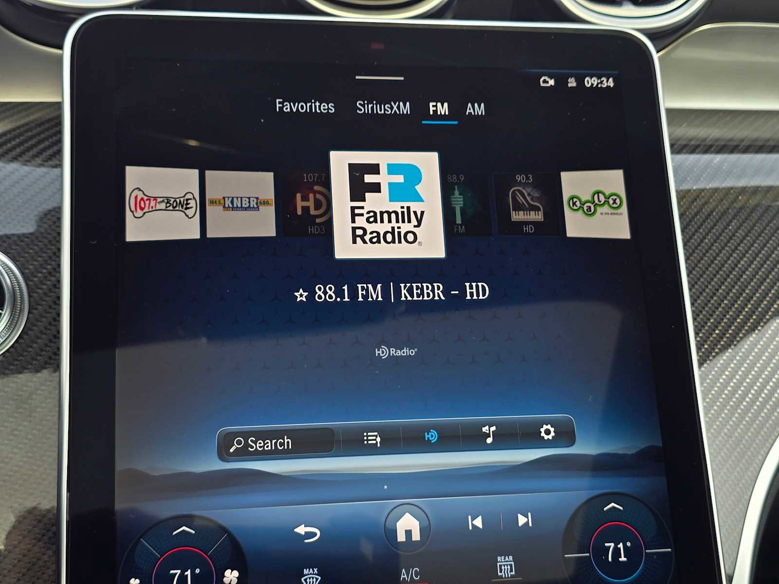 Used 2024 Mercedes-Benz GLC 43 AMG 4MATIC image 29