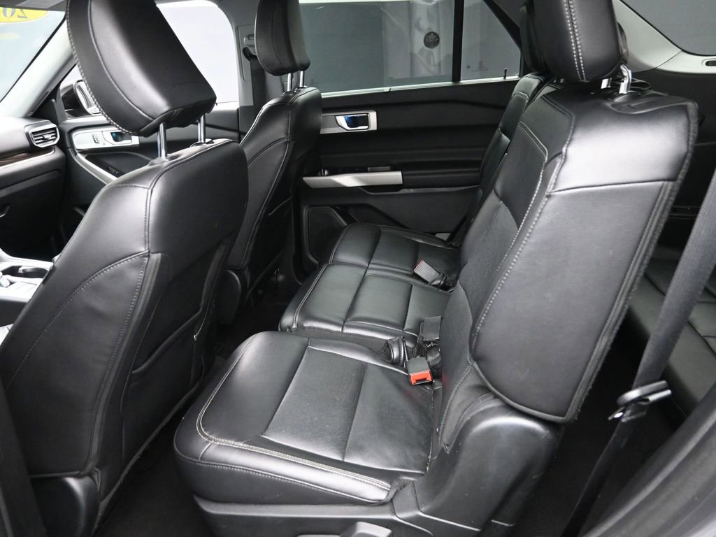 Used 2023 Ford Explorer Limited AWD/4WD image 14