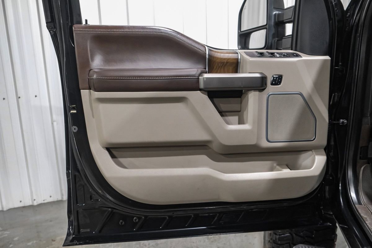 Used 2019 Ford F250 Limited w/ FX4 Off-Road Package AWD/4WD image 44