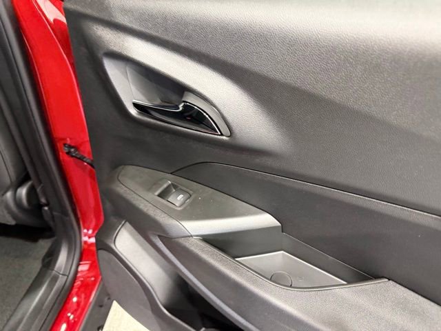 New 2026 Chevrolet Trax RS FWD image 25