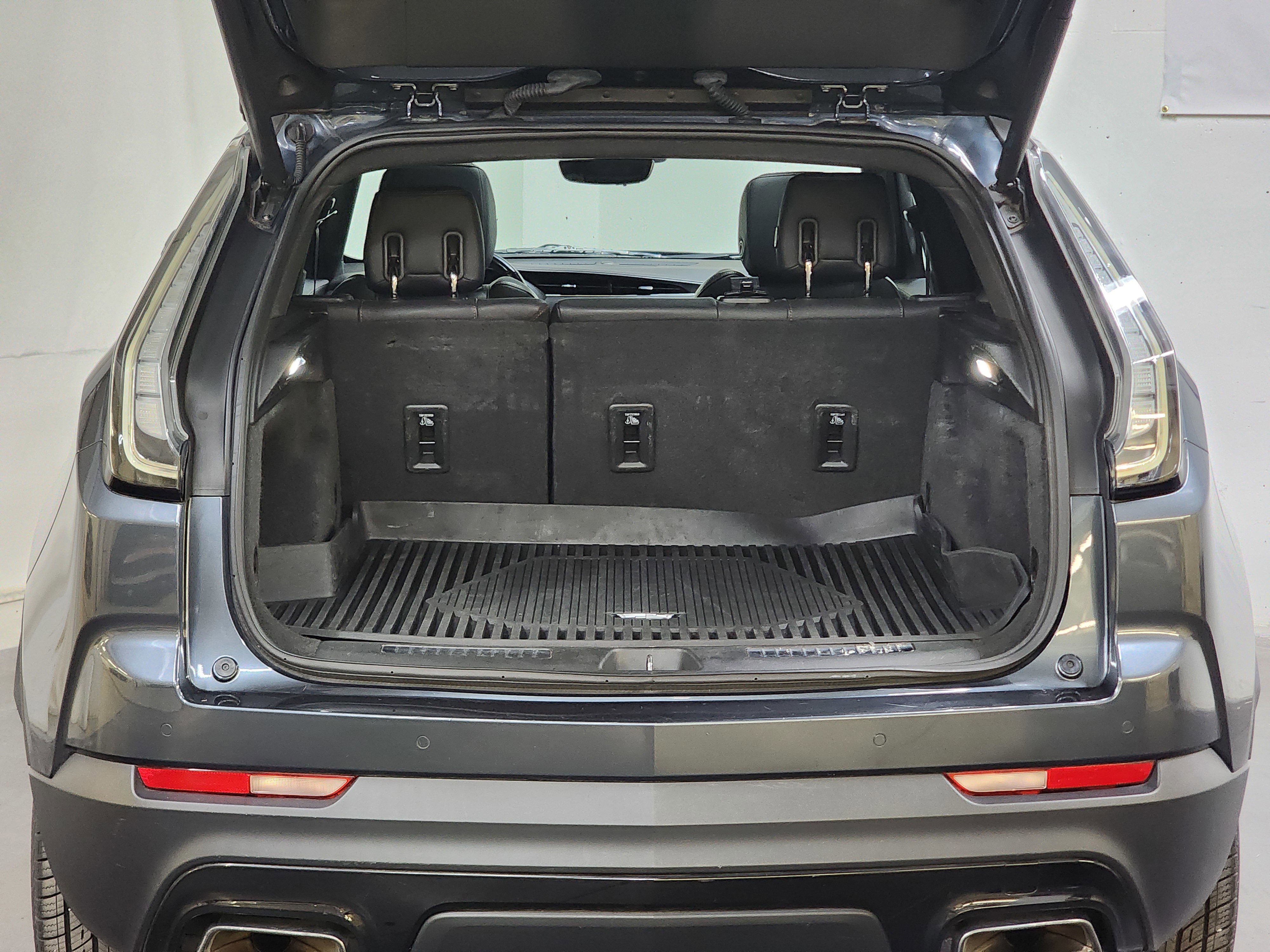 Used 2019 Cadillac XT4 Sport AWD/4WD image 7
