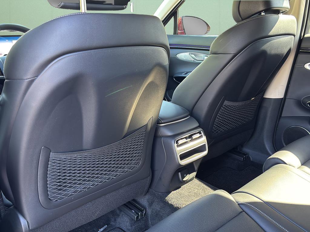 Certified 2026 Genesis GV70 2.5T image 17