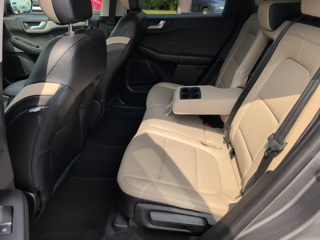 Certified 2022 Ford Escape SEL image 11