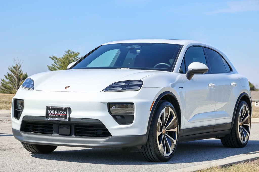 Certified 2025 Porsche Macan 4 Electric image 20