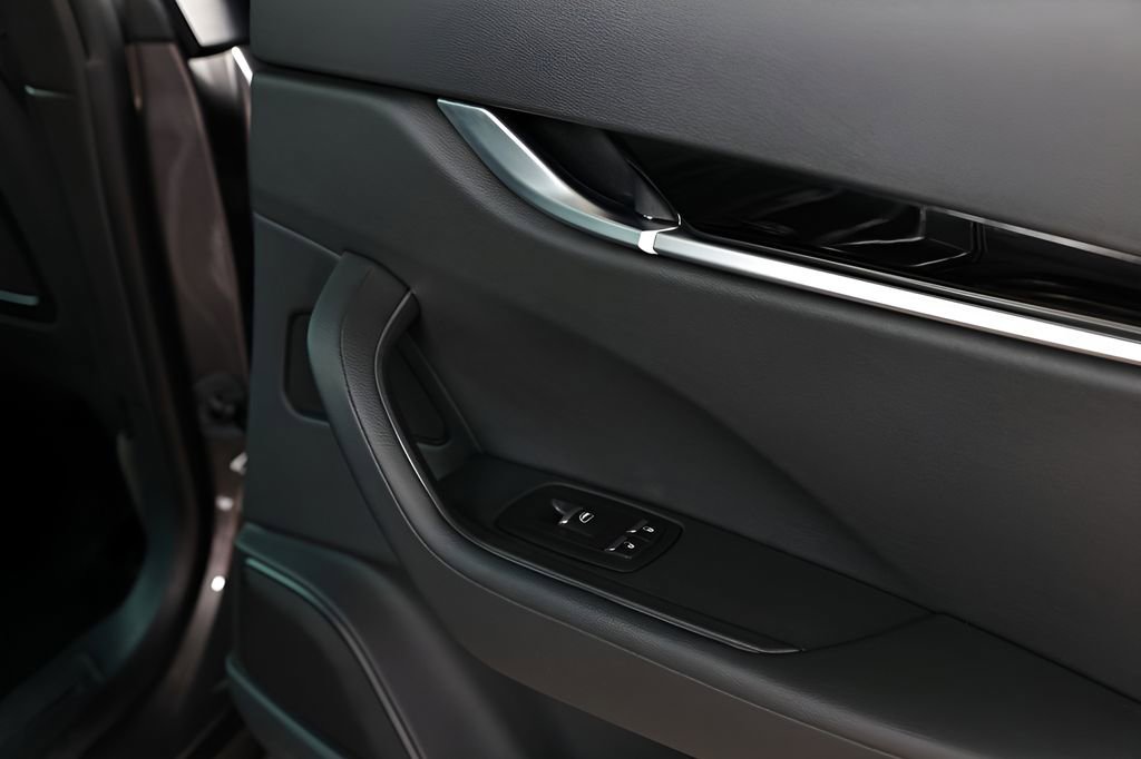 Used 2023 Maserati Levante Modena image 66