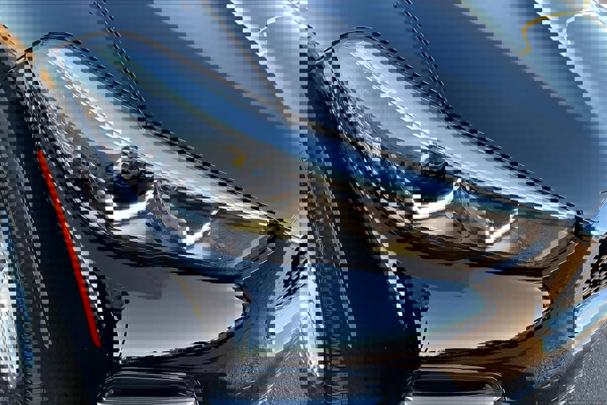 Used 2022 BMW X5 xDrive40i w/ Premium Package image 25