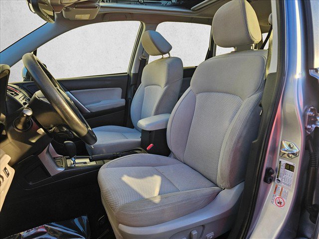 Used 2015 Subaru Forester 2.5i Premium AWD/4WD image 18
