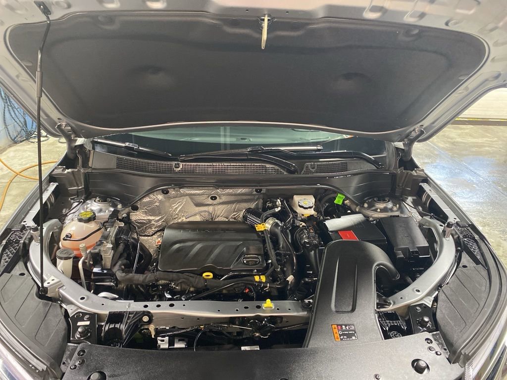 Certified 2025 Chevrolet Trax LT w/ LT Convenience Package image 10