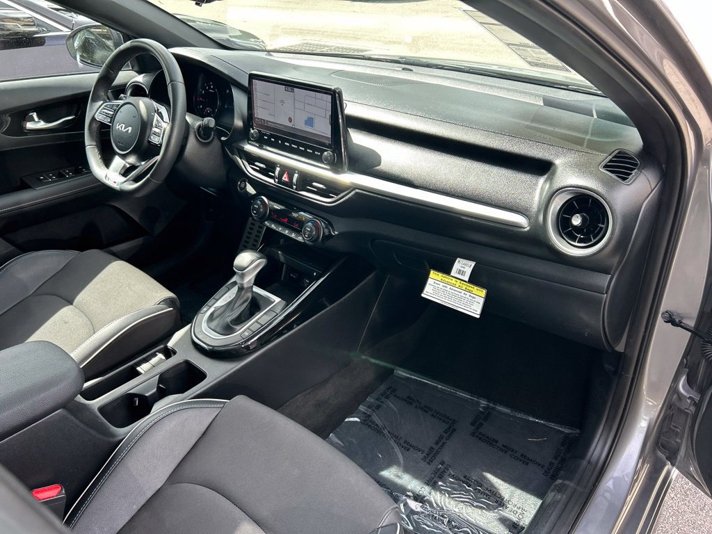 Used 2024 Kia Forte GT-Line w/ GT-Line Premium Package FWD image 41