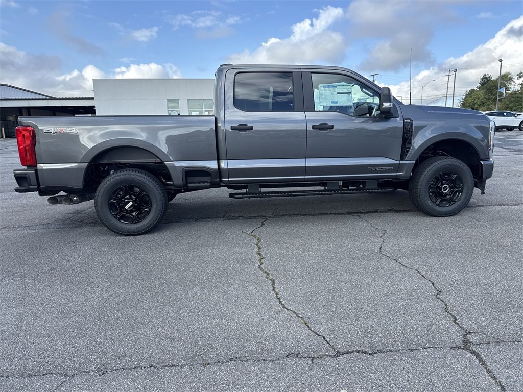 New 2026 Ford F350 XL image 4