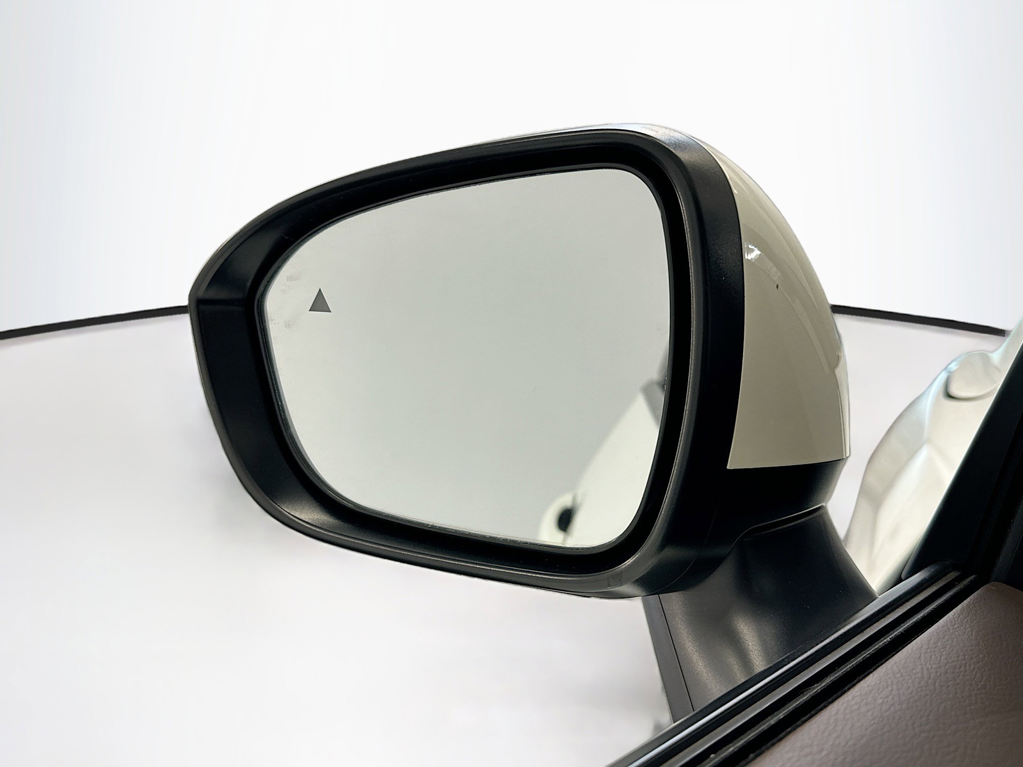 Used 2023 Nissan Rogue SV image 16