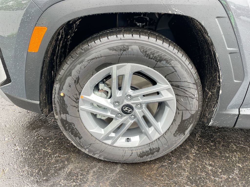 Certified 2025 Hyundai Tucson SE image 37