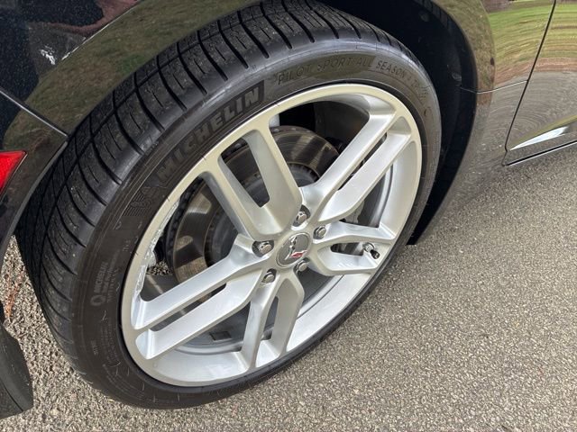 Used 2019 Chevrolet Corvette Stingray Convertible w/ 1LT image 17