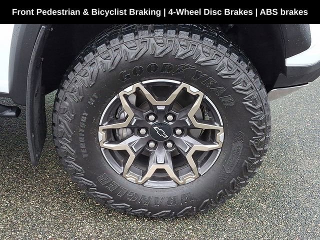 Used 2024 Chevrolet Colorado ZR2 w/ Safety Package AWD/4WD image 15