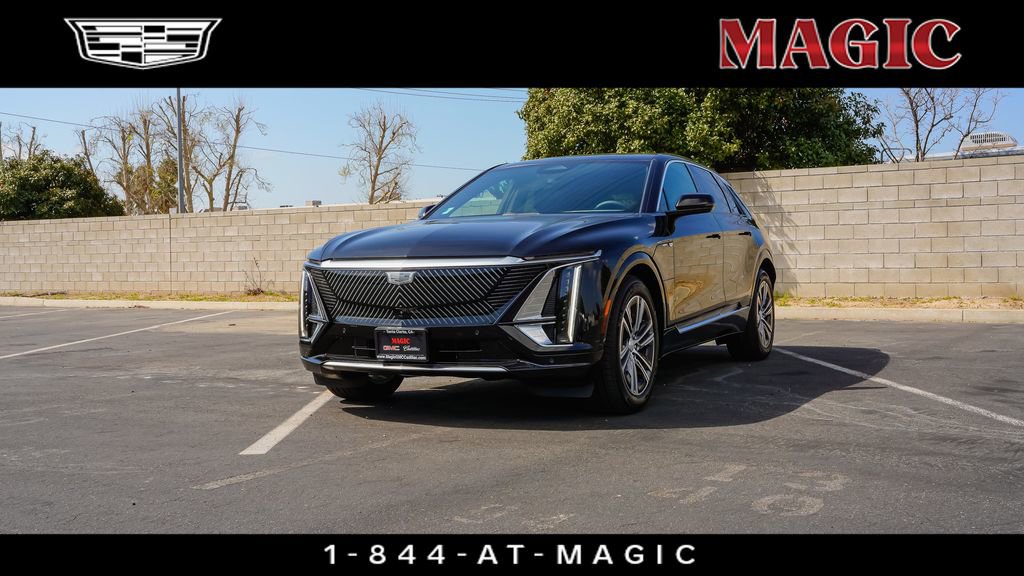 New 2026 Cadillac Lyriq Luxury w/ LPO, Floor Liner Package image 1