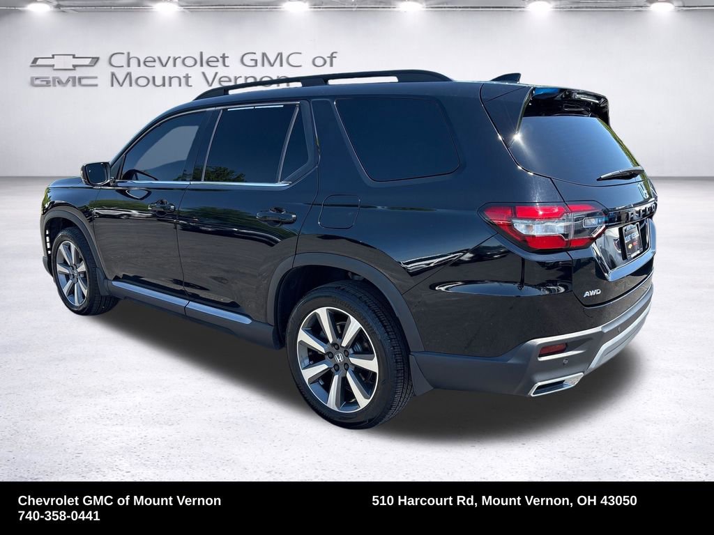 Used 2024 Honda Pilot Elite image 3