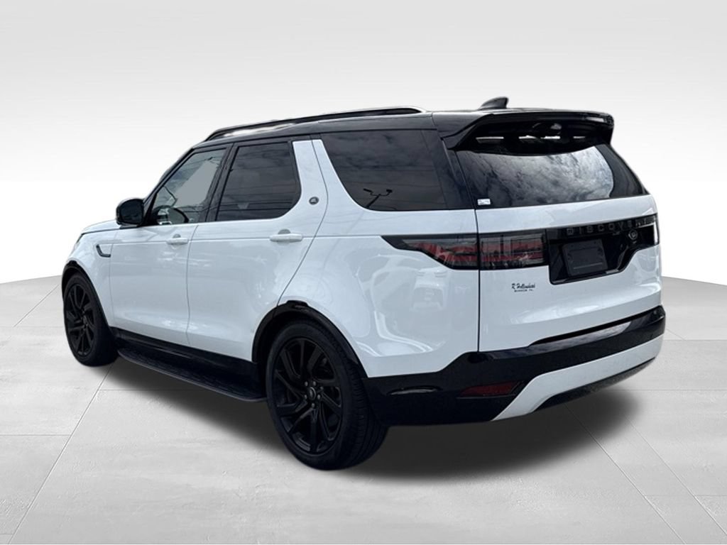 Used 2023 Land Rover Discovery S R-Dynamic AWD/4WD image 5