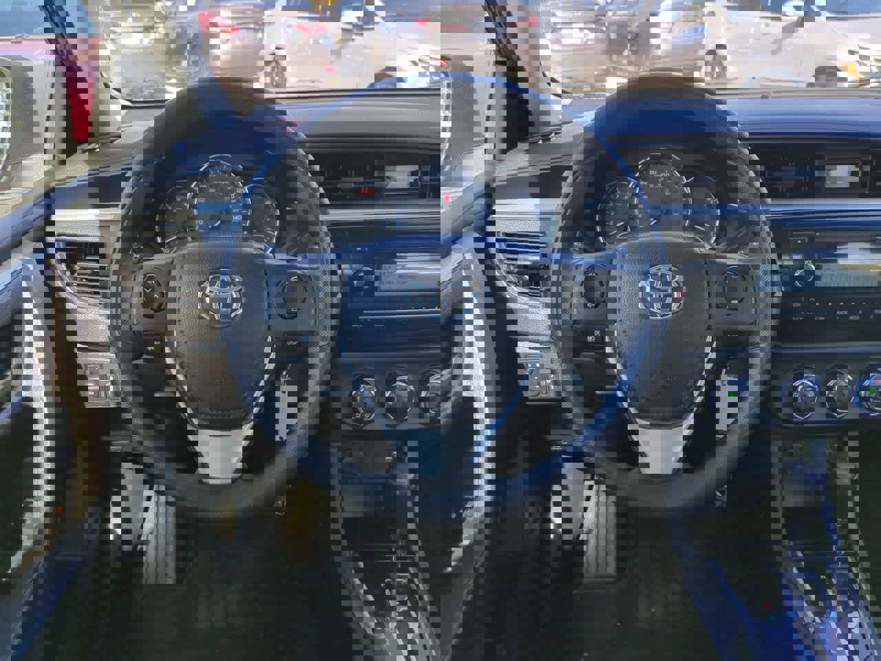 Used 2015 Toyota Corolla L image 15