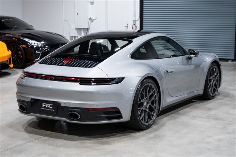 Used 2024 Porsche 911 Carrera T RWD image 6