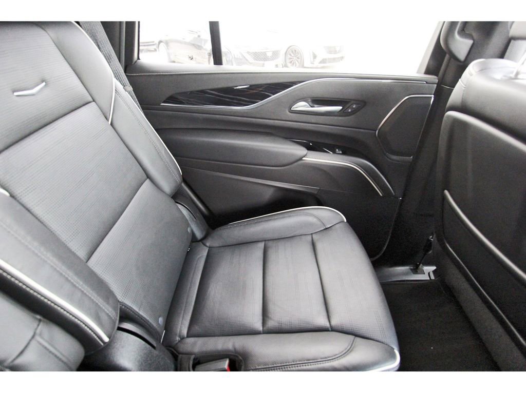 Certified 2024 Cadillac Escalade Sport image 11