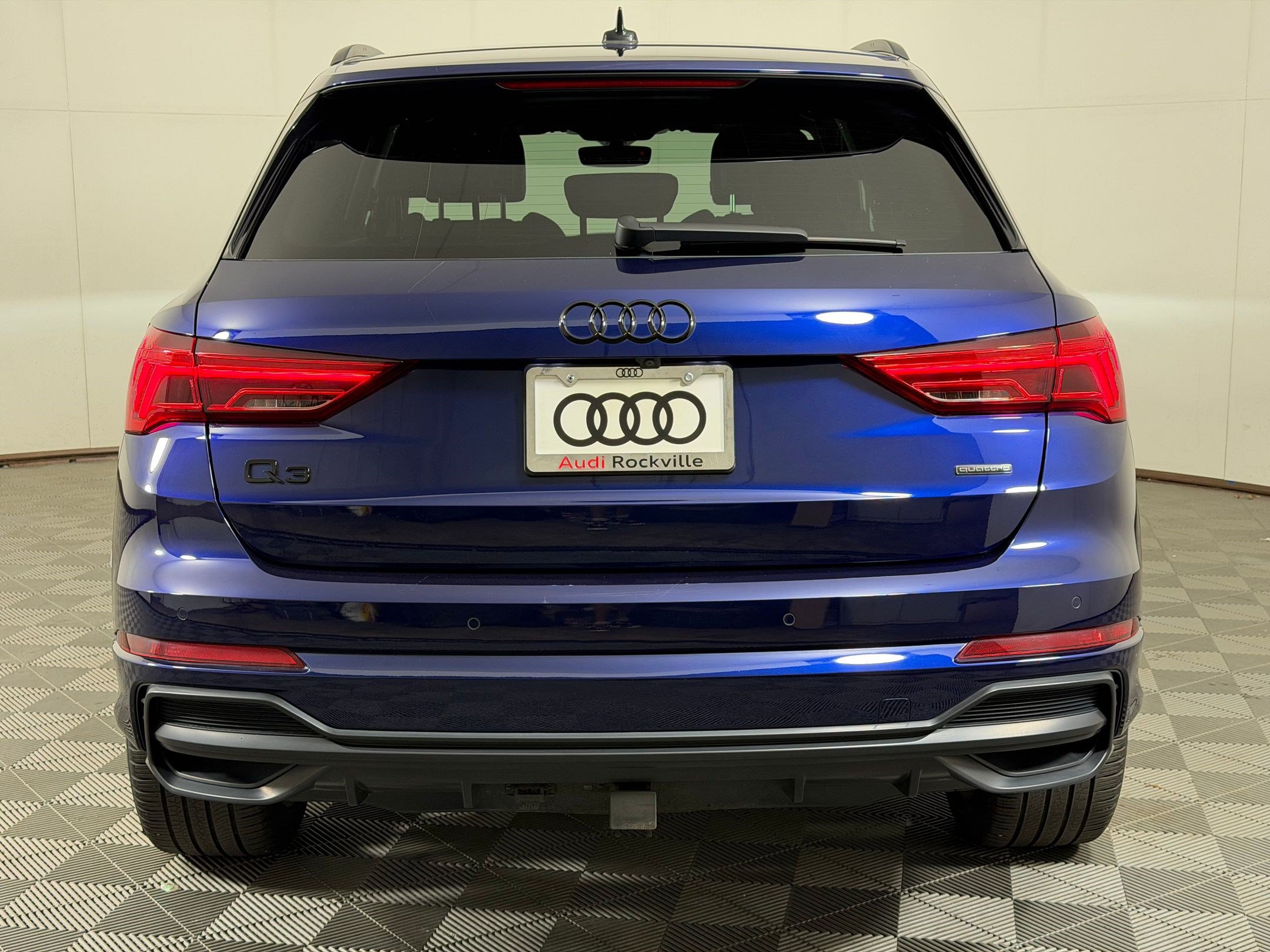 Used 2022 Audi Q3 2.0T Premium Plus AWD/4WD image 10