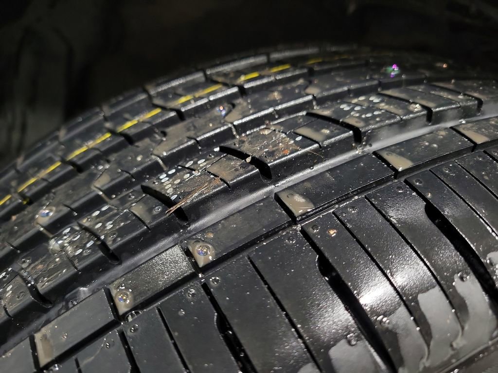 Used 2018 Toyota RAV4 Limited image 11