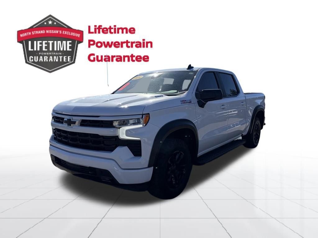 Used 2024 Chevrolet Silverado 1500 RST image 2