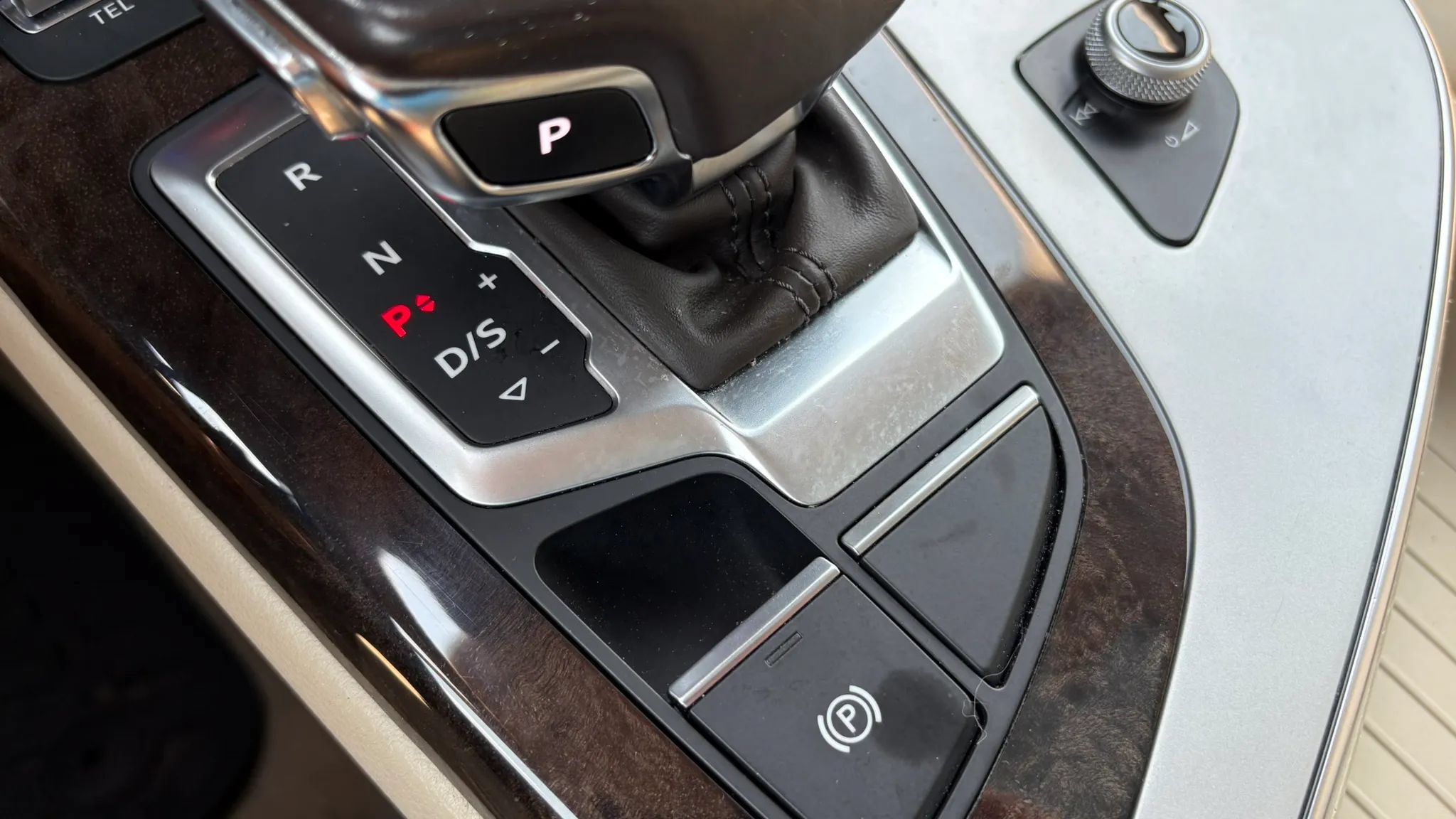 Used 2019 Audi Q7 2.0T Premium Plus w/ Premium Plus Package AWD/4WD image 27