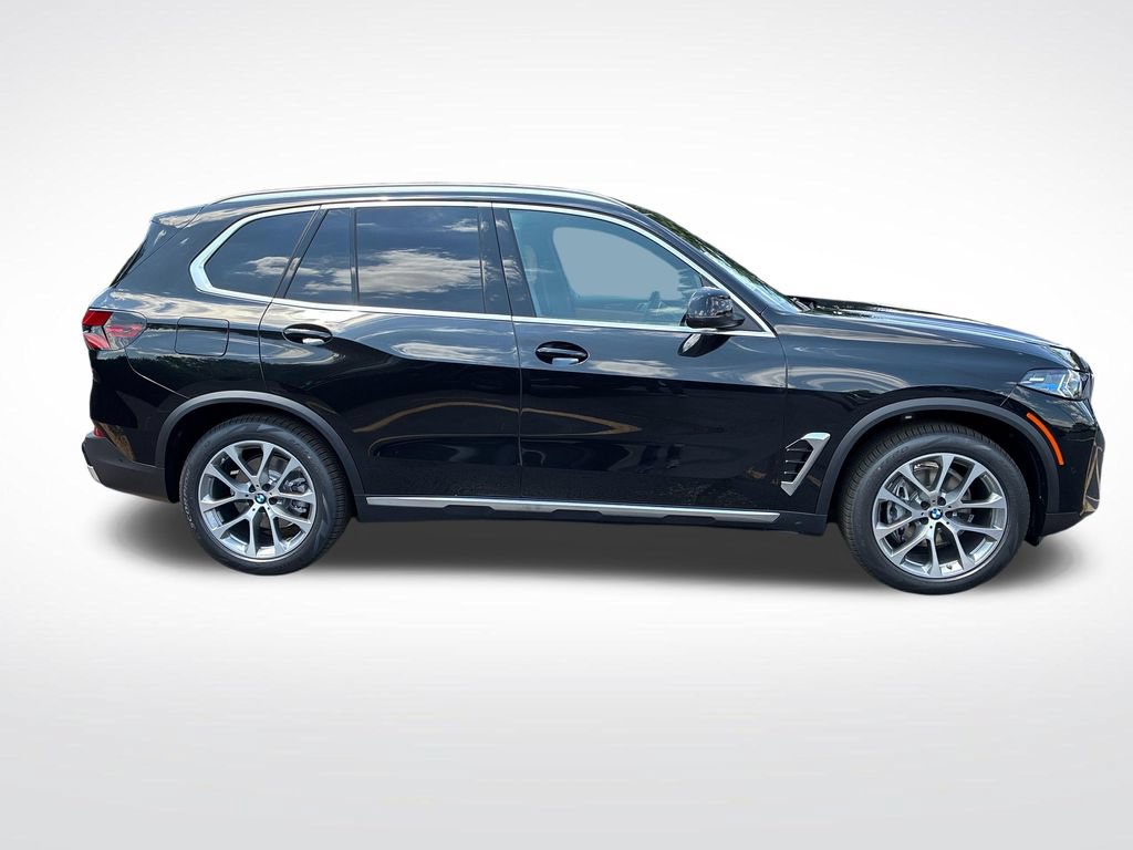 New 2026 BMW X5 xDrive40i AWD/4WD image 2