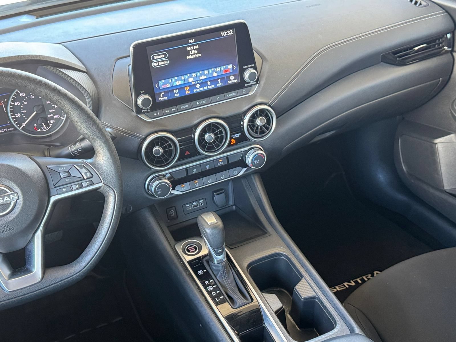 Used 2025 Nissan Sentra SV FWD image 19