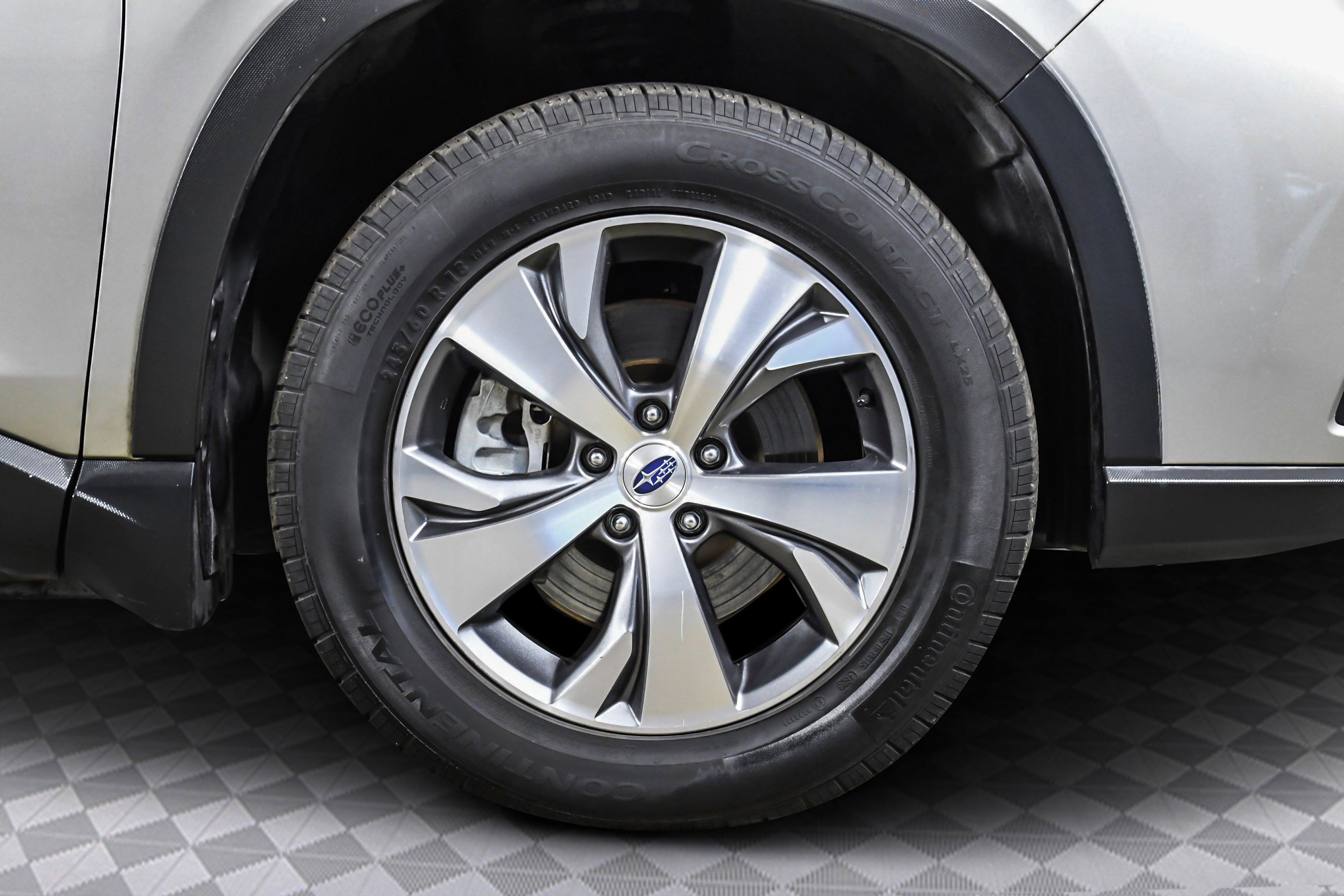 Used 2020 Subaru Ascent Premium w/ Convenience Package image 32