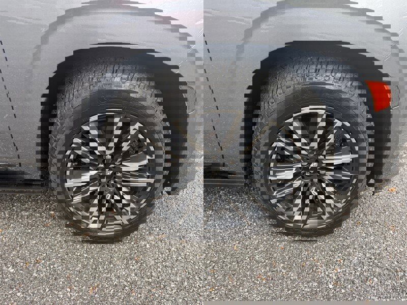 Used 2021 Cadillac Escalade ESV Sport w/ Driver Assist Tech Package image 12