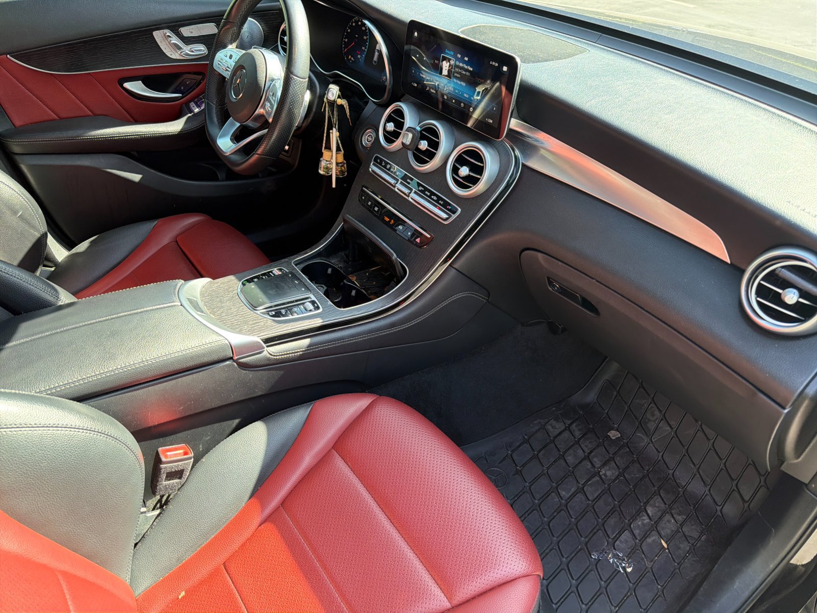 Certified 2021 Mercedes-Benz GLC 300 4MATIC Coupe image 12