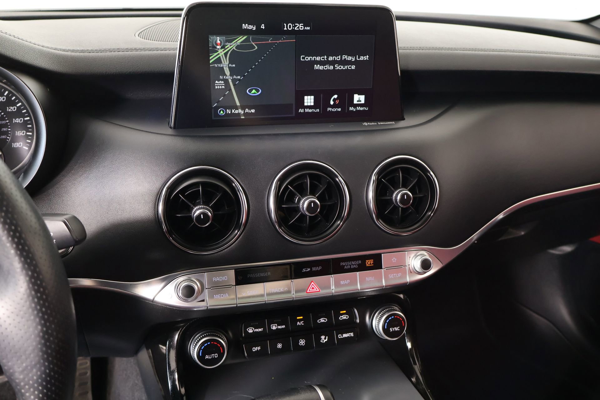 Used 2020 Kia Stinger GT1 RWD image 5