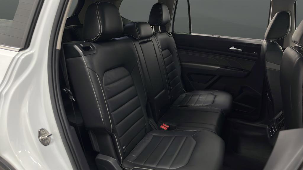 Used 2022 Volkswagen Atlas SEL Premium AWD/4WD image 26