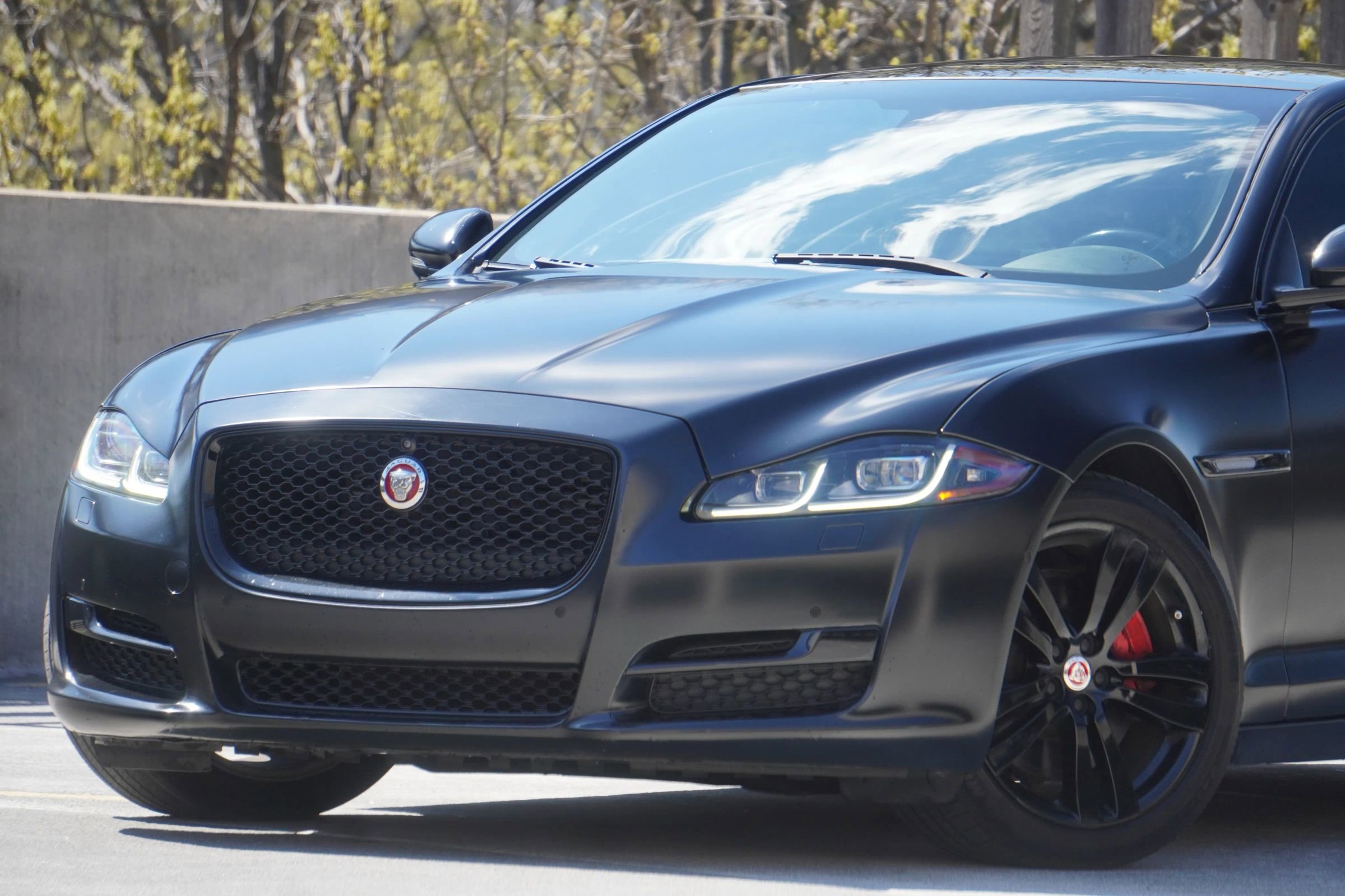 Used 2016 Jaguar XJ L Portfolio AWD/4WD image 6