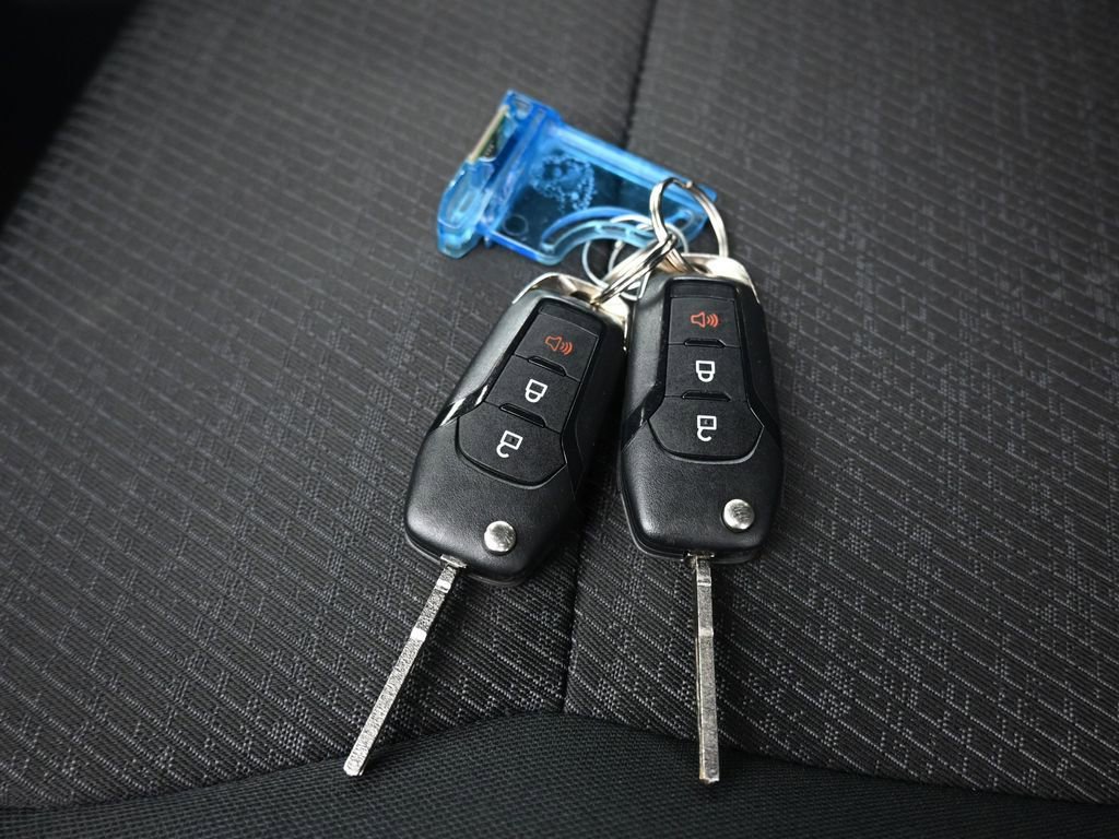 Used 2025 Ford F150 XLT w/ Equipment Group 301A Standard AWD/4WD image 54