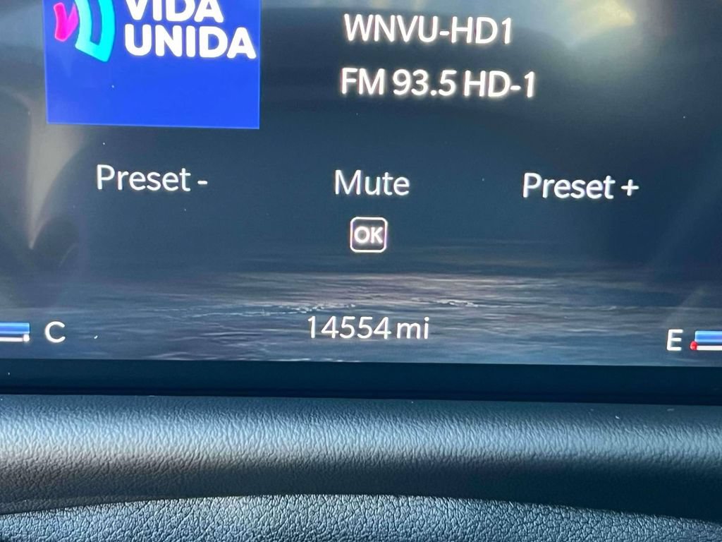 Used 2022 Jeep Grand Wagoneer Series II AWD/4WD image 27