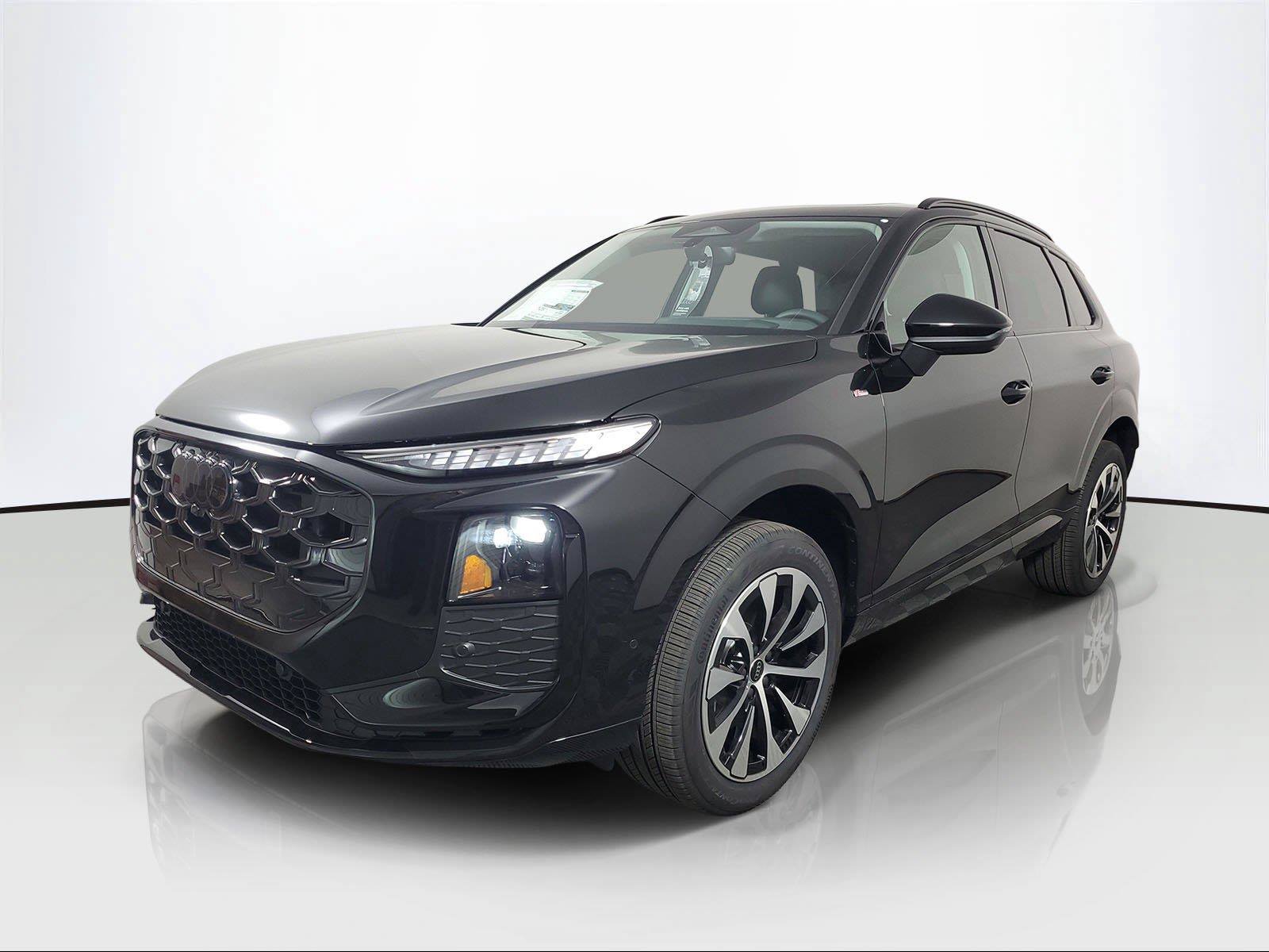 New 2026 Audi Q3 quattro 2.0T AWD/4WD image 3