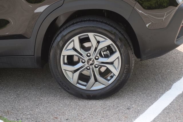 Used 2025 Kia Seltos LX AWD/4WD image 26