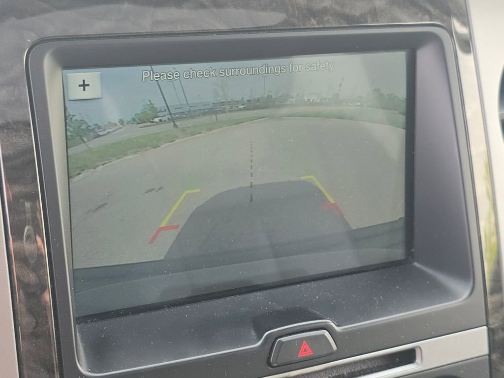 Used 2016 Ford Expedition Limited w/ Equipment Group 301A AWD/4WD image 32