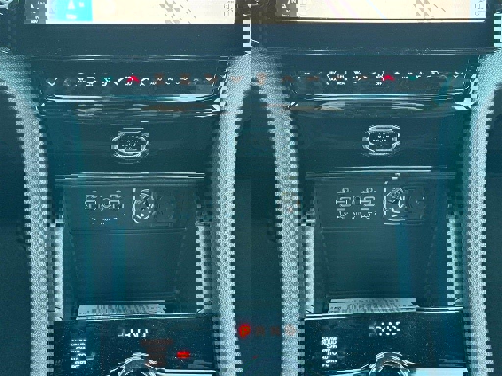 New 2026 Jeep Grand Cherokee L Limited w/ Limited Altitude Package image 17