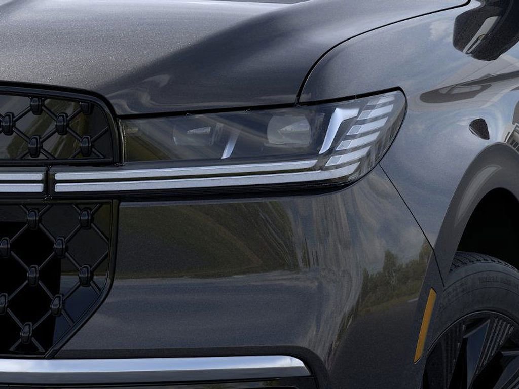 New 2026 Lincoln Navigator Reserve image 18